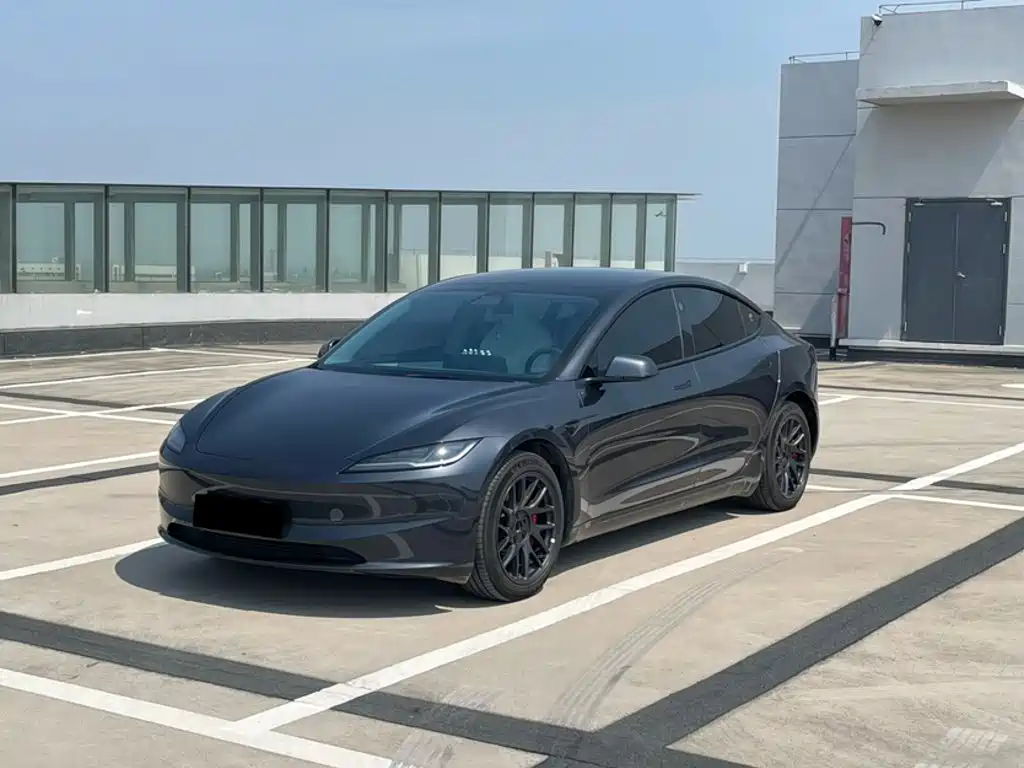 Tesla Model 3 2023 RWD Drive Dynamic Edition