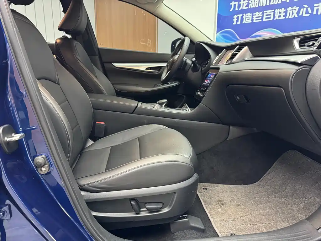 Infiniti QX50 — миниатюра 12