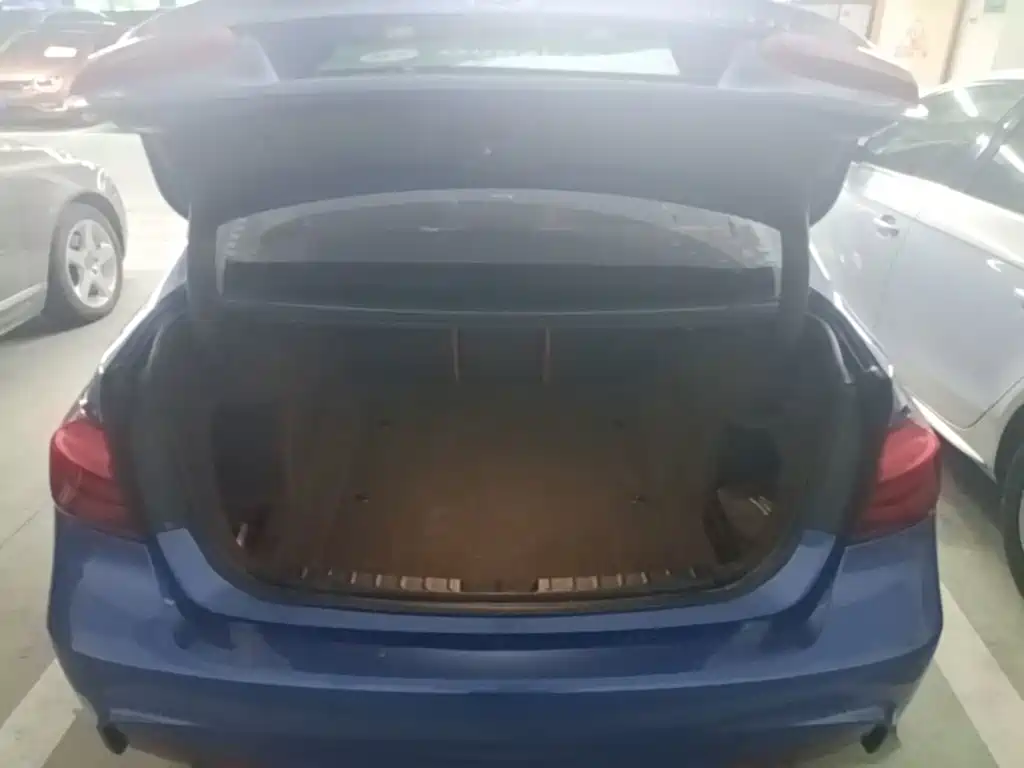 BMW 3 Series — миниатюра 19