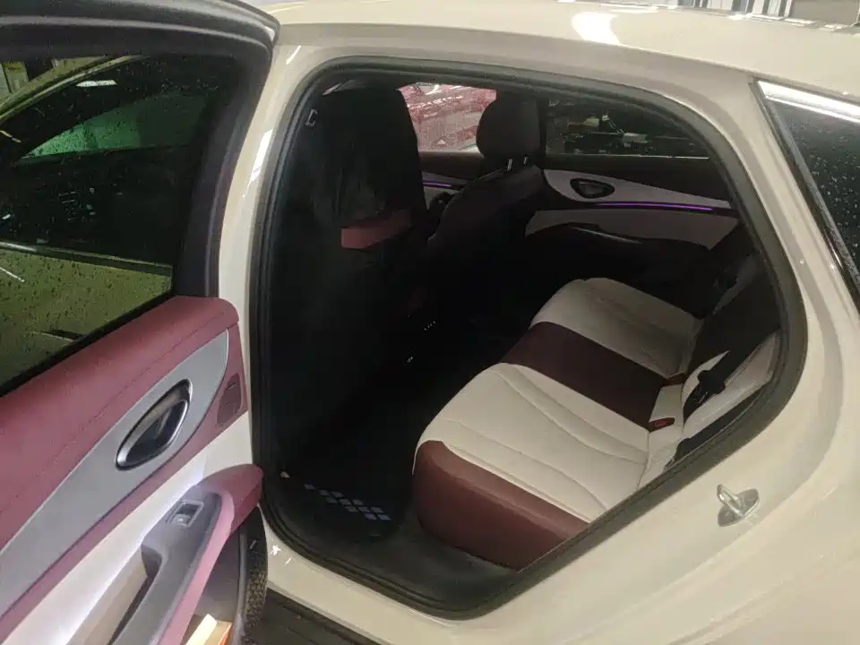 BYD Seal 07 DM-i — миниатюра 6