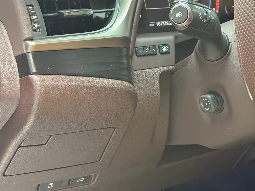 Lexus ES — миниатюра 19
