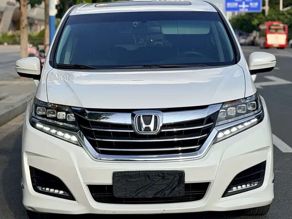 Honda Elysion — миниатюра 2