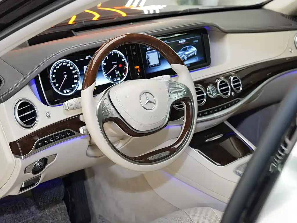 Mercedes-Benz Maybach S-Class S 500 4MATIC, фото 9
