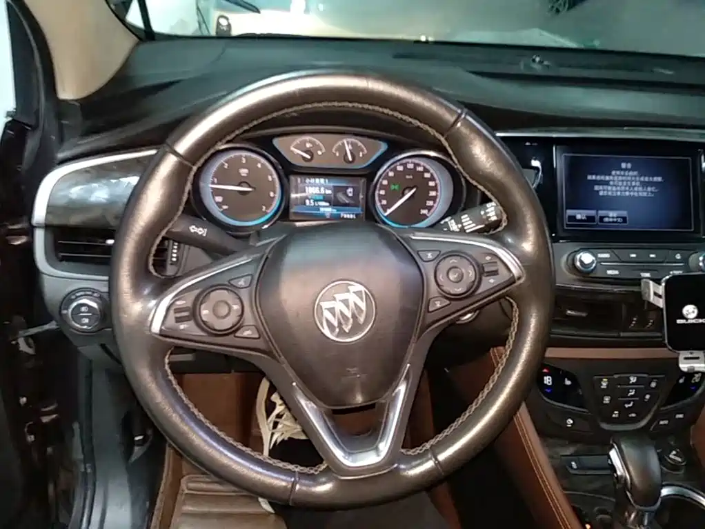 Buick Envision Plus — миниатюра 11