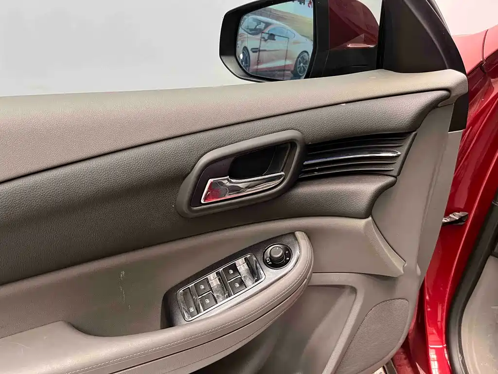 Chevrolet Malibu — миниатюра 6