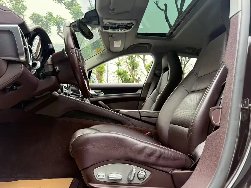 Porsche Panamera — миниатюра 15