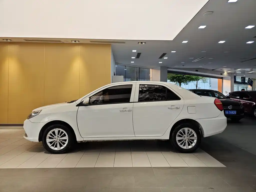 Geely Jingang 2016 1.5L MT Elite