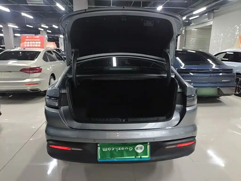 BYD Seal 05 DM-i — миниатюра 19