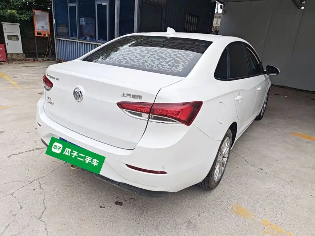 Buick Excelle — миниатюра 7