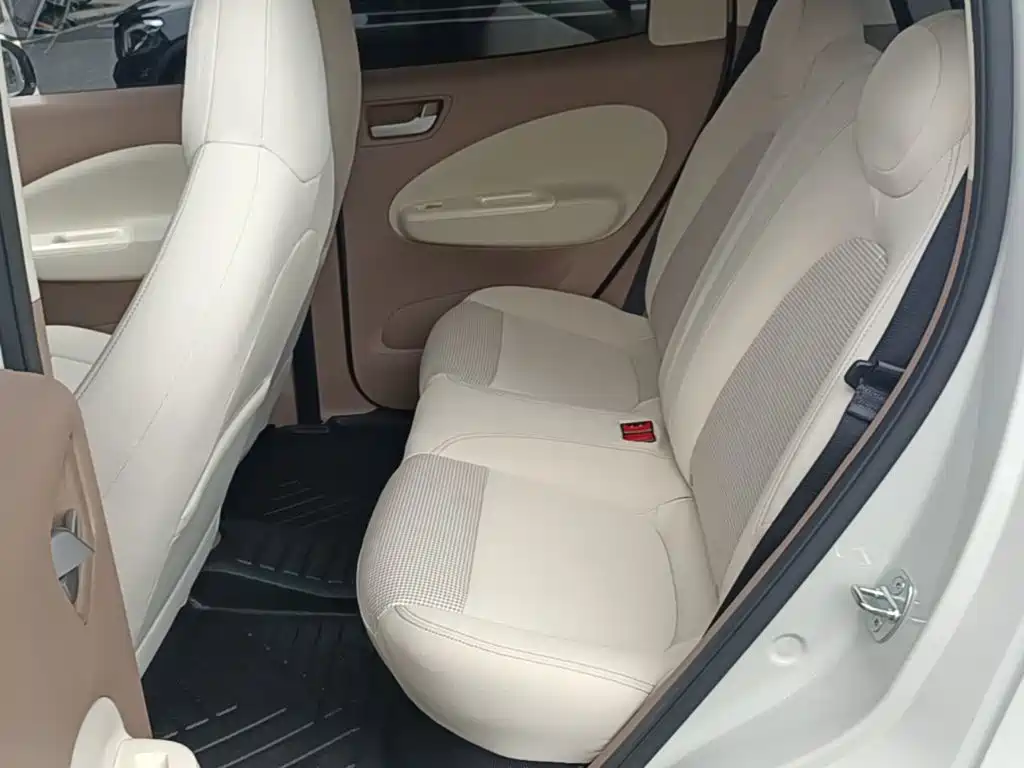 Wuling MINIEV — миниатюра 17