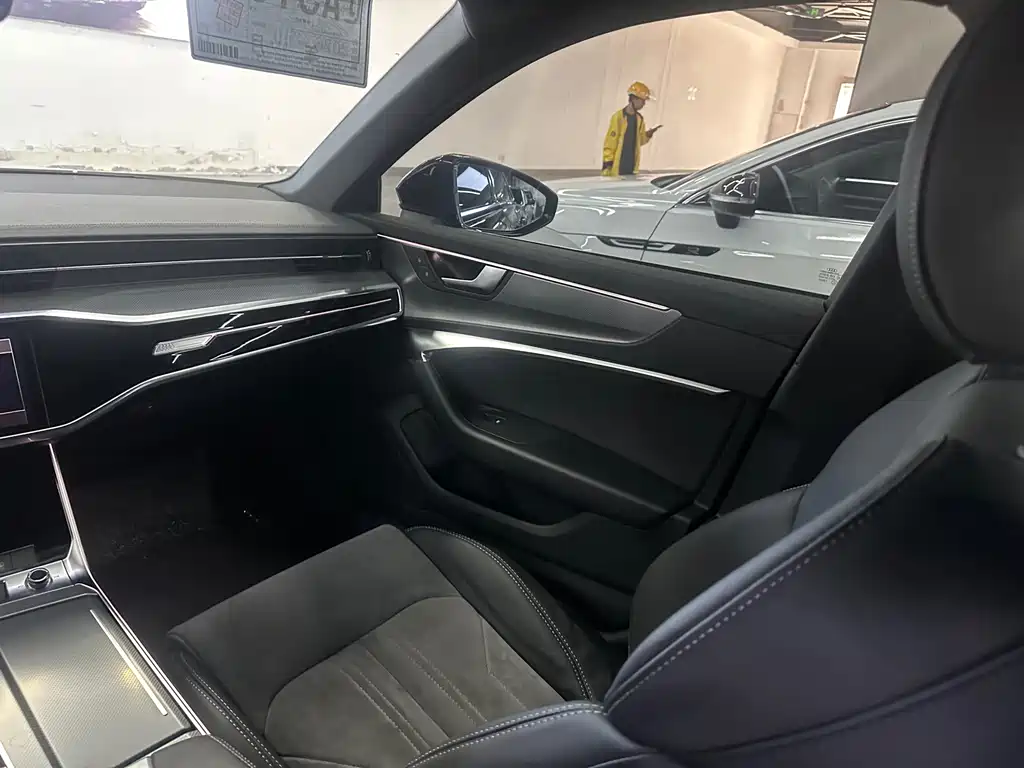Audi A6L — миниатюра 6