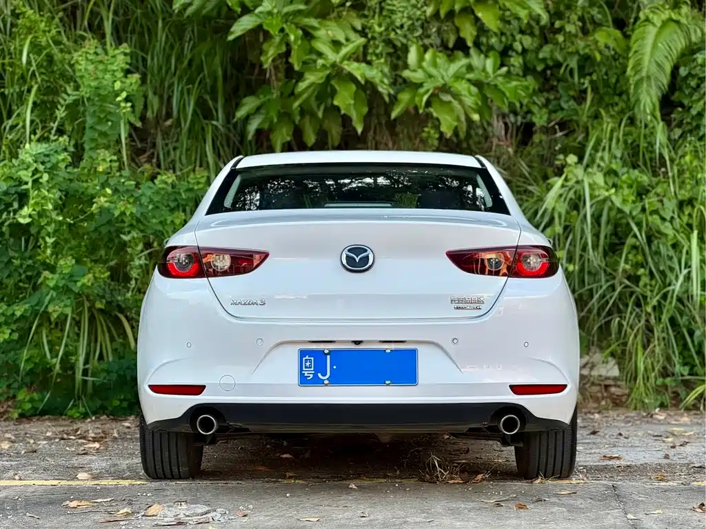 Mazda 3 Axela — миниатюра 5