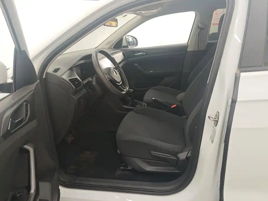 Volkswagen T-Cross — миниатюра 9
