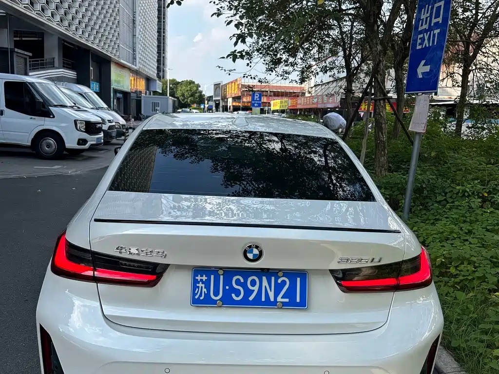 BMW 3 Series — миниатюра 6