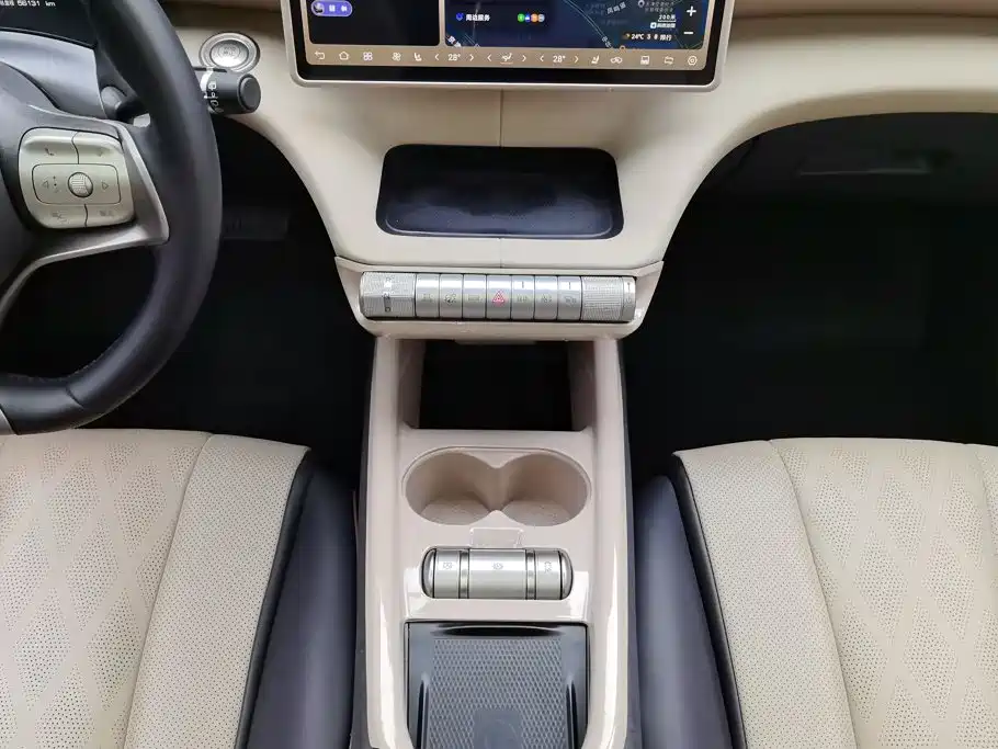 BYD Dolphin — миниатюра 16
