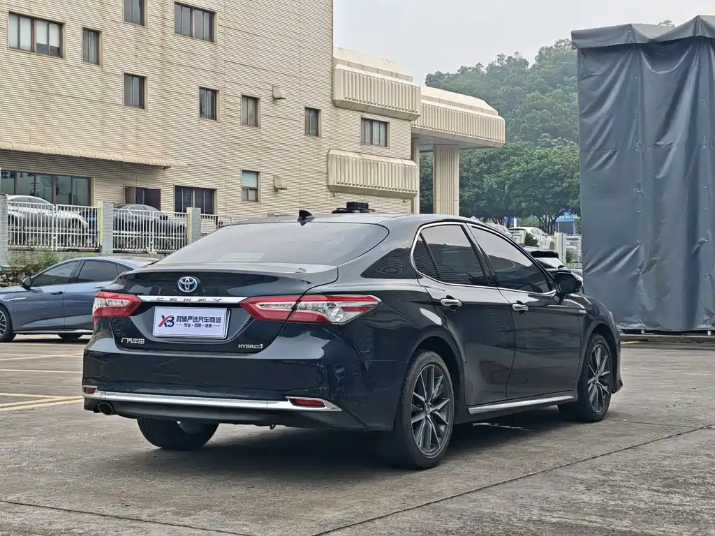 Toyota Camry — миниатюра 15