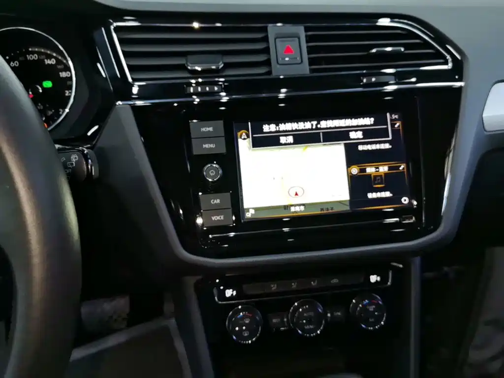 Volkswagen Tiguan L — миниатюра 13