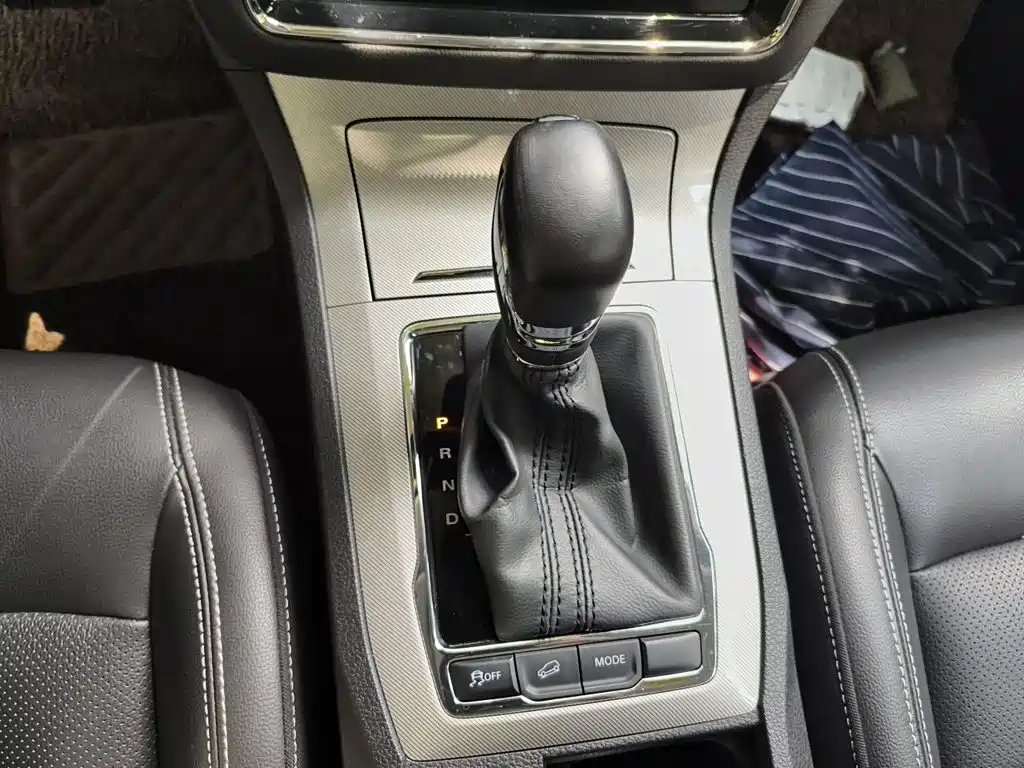 Roewe RX5 New Energy — миниатюра 15