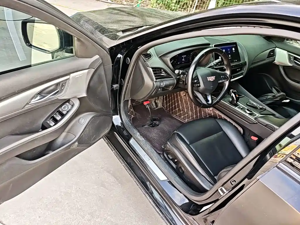 Cadillac CT5 — миниатюра 16