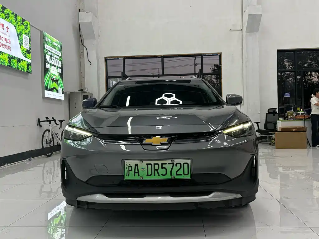 Chevrolet Menlo — миниатюра 2