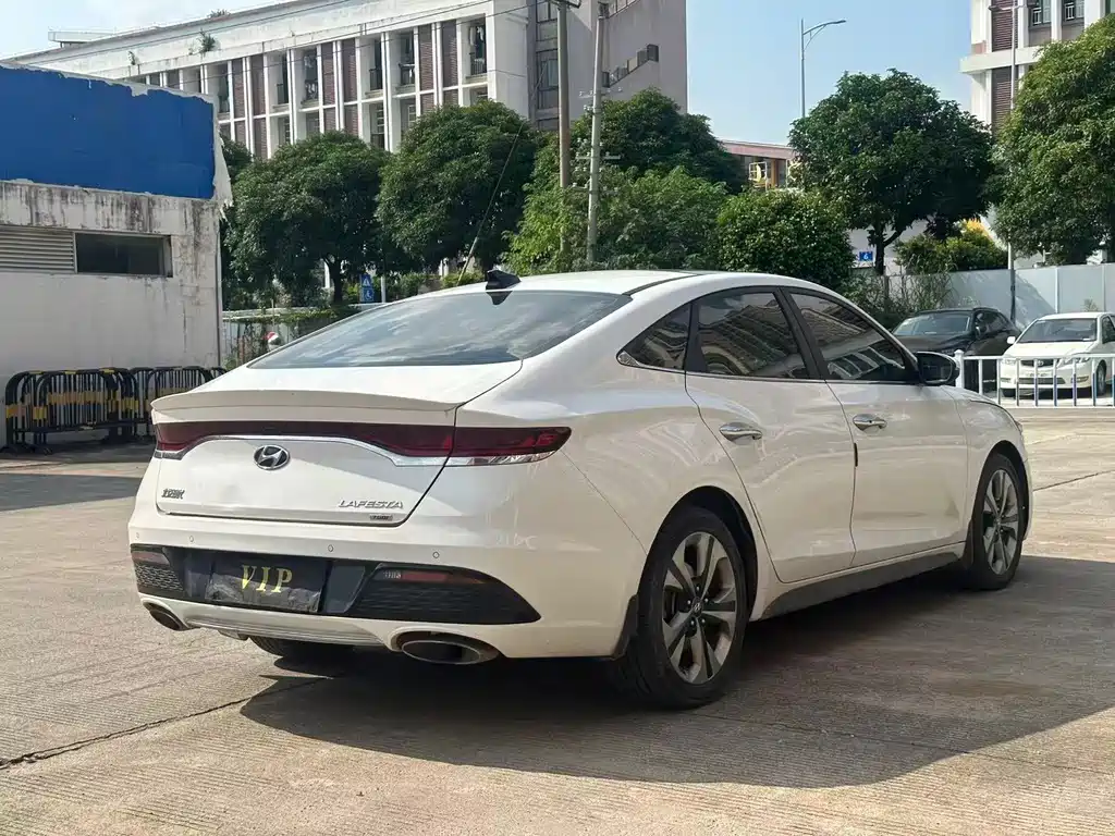 Hyundai Fista — миниатюра 9