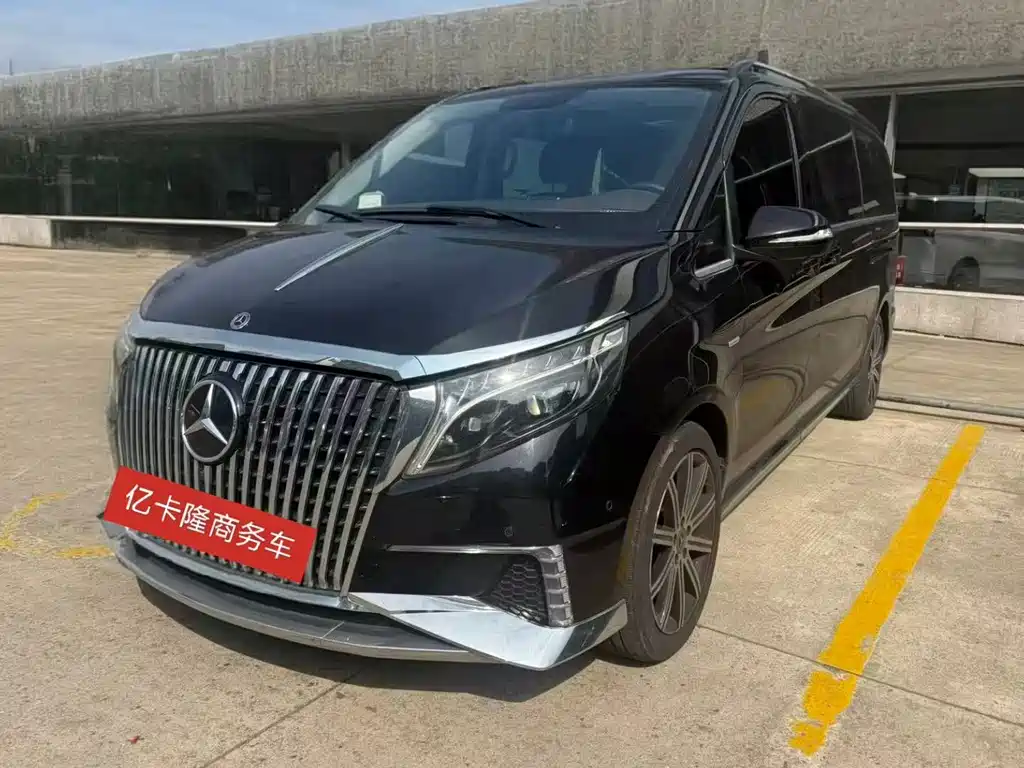Mercedes-Benz V-Class 2024