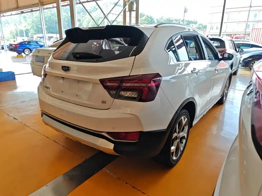 Geely Vision S1 — миниатюра 7