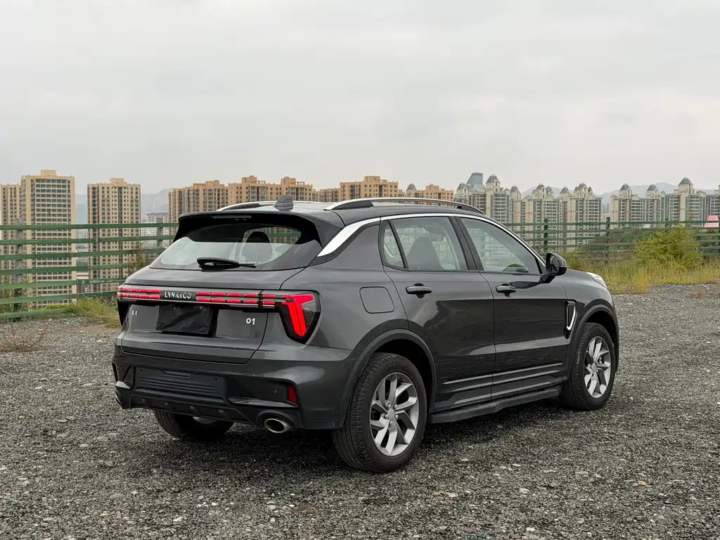 Lynk & Co 01 — миниатюра 4