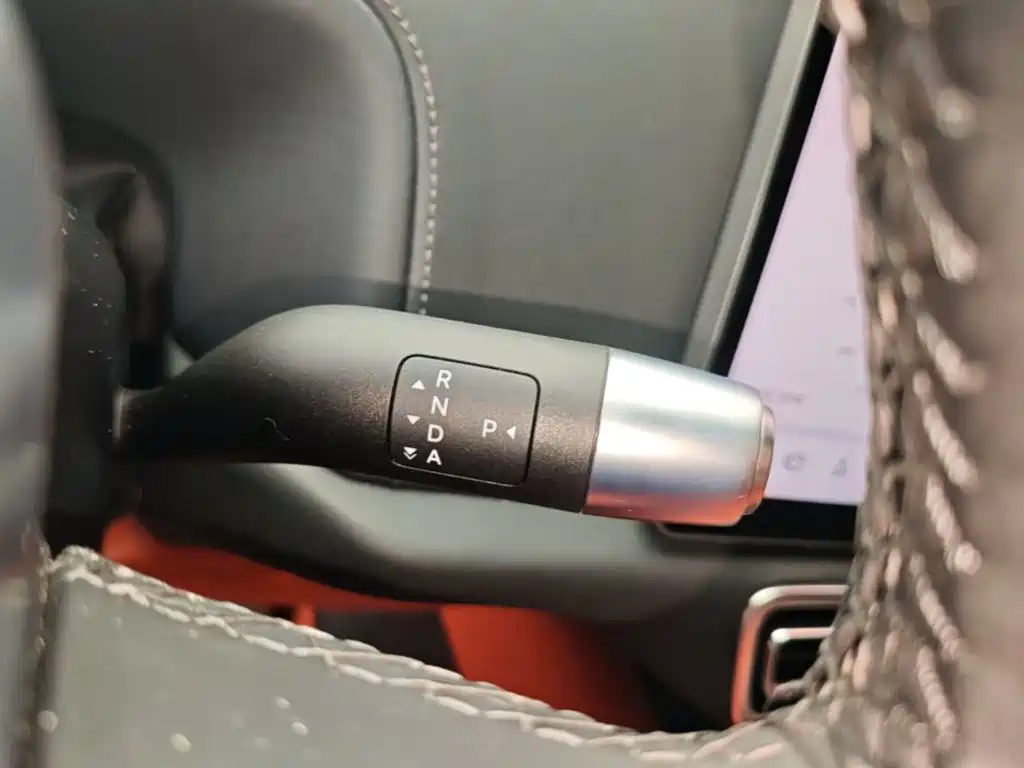 Li Auto Li L8 — миниатюра 14