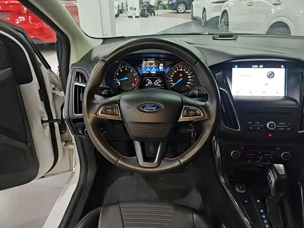 Ford Focus — миниатюра 11