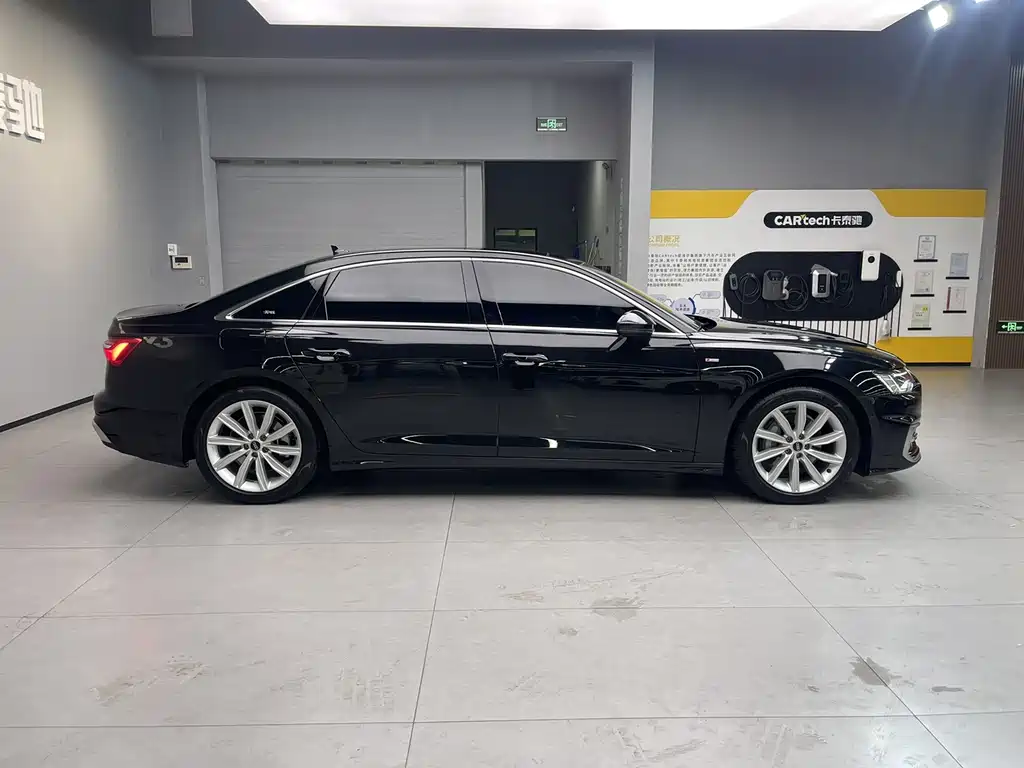 Audi A6L — миниатюра 7