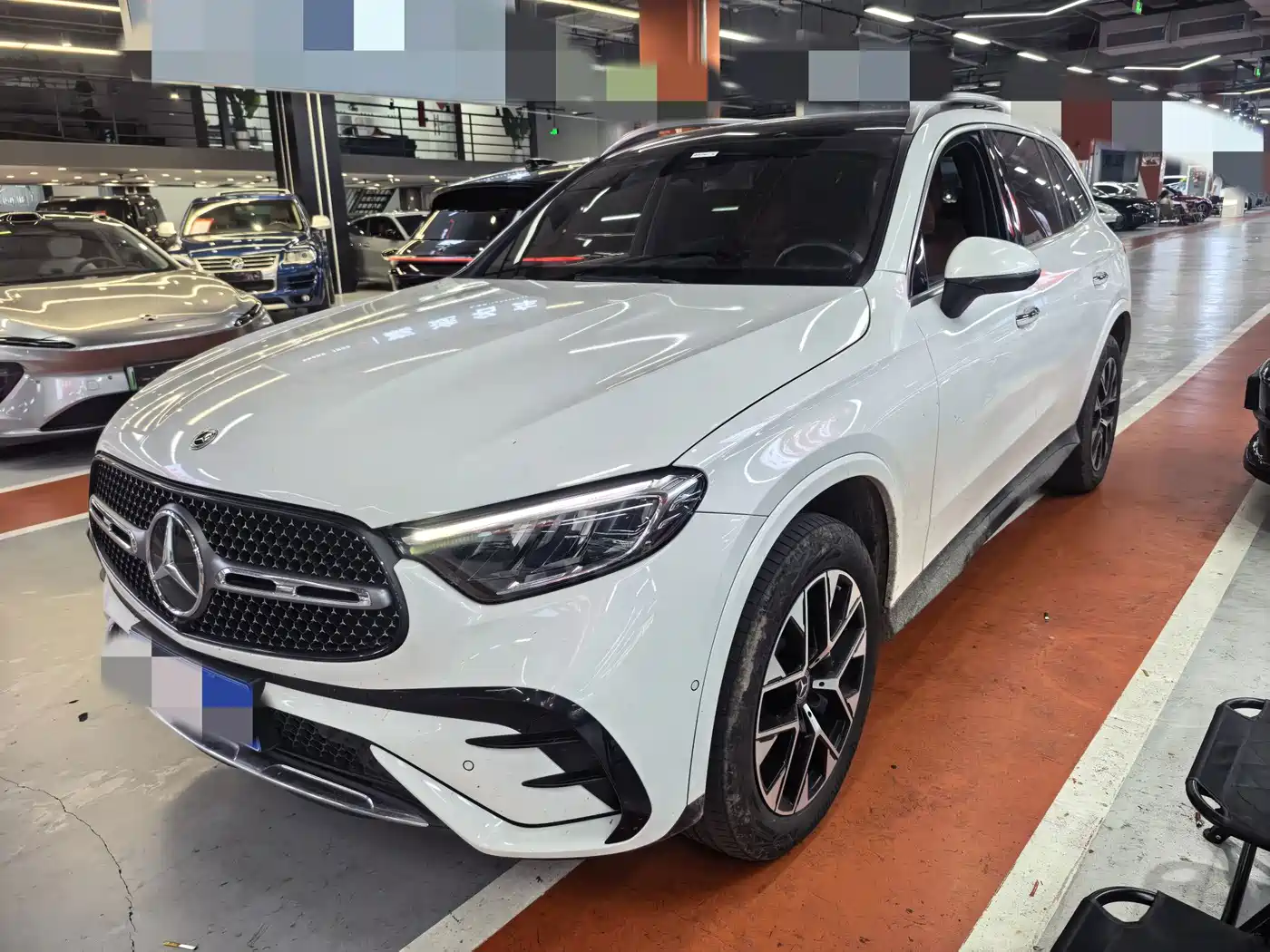 奔驰GLC 2024款 GLC 260 L 4MATIC 豪华型 5座 2024