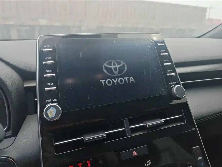 TOYOTA ASIAN DRAGON