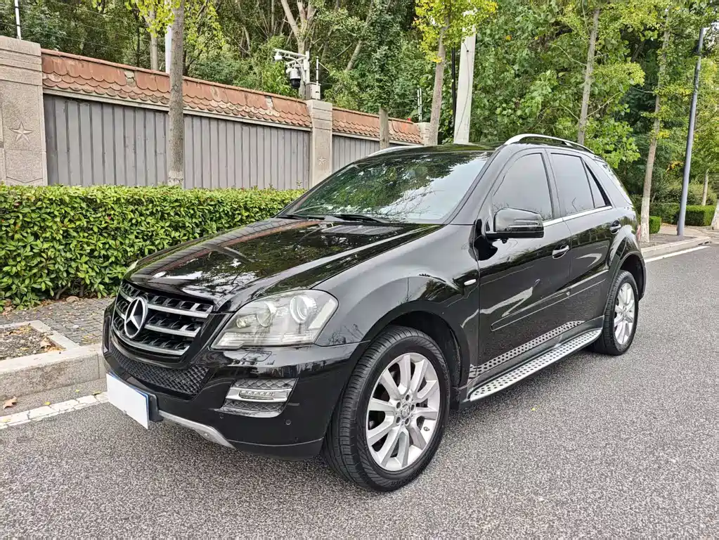 Mercedes-Benz M-Class