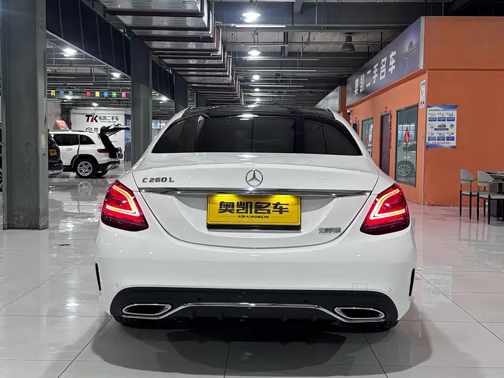 Mercedes-Benz C-Class — миниатюра 5
