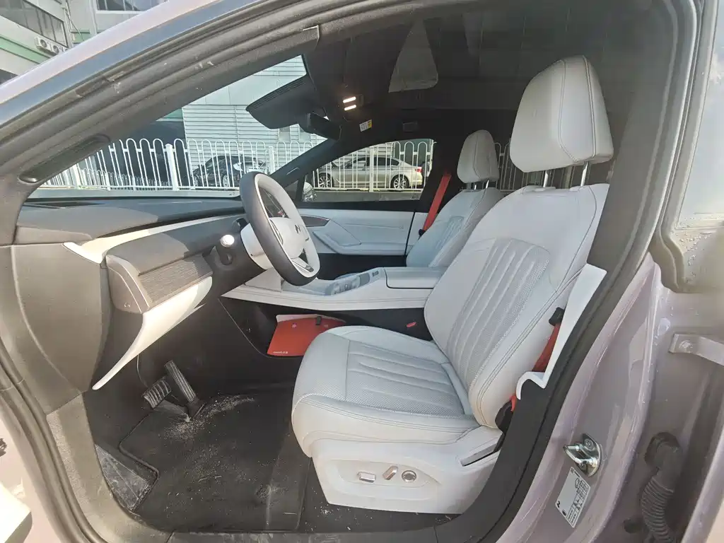 Onvo L60 2024 85kWh