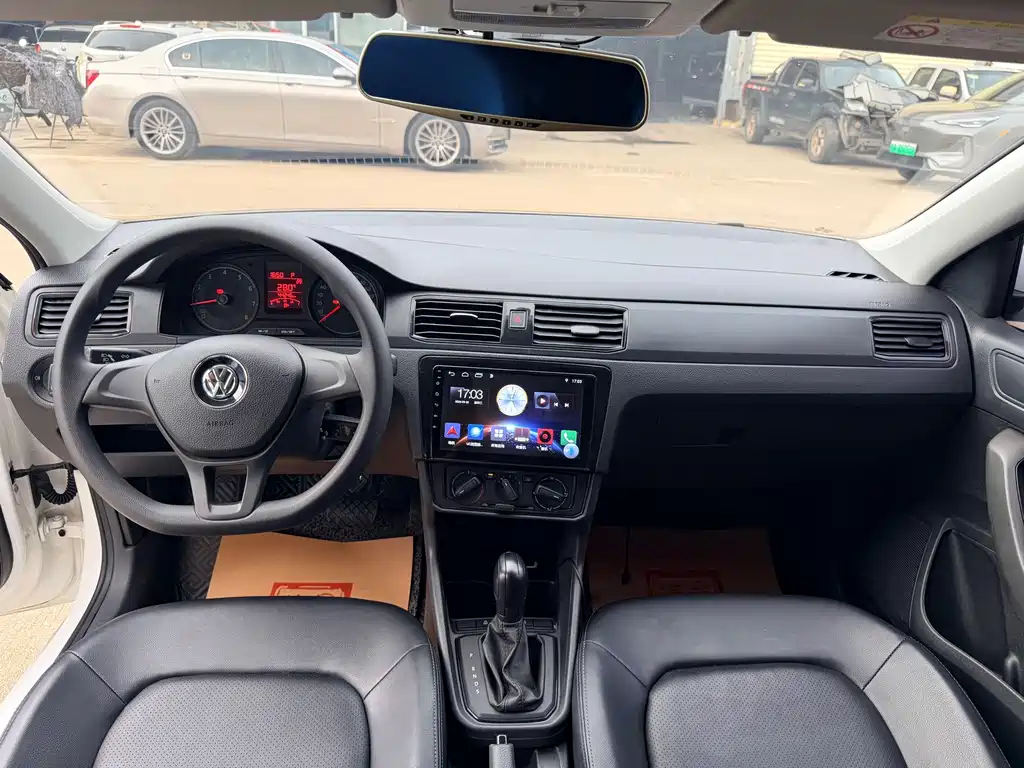 Volkswagen Santana — миниатюра 9