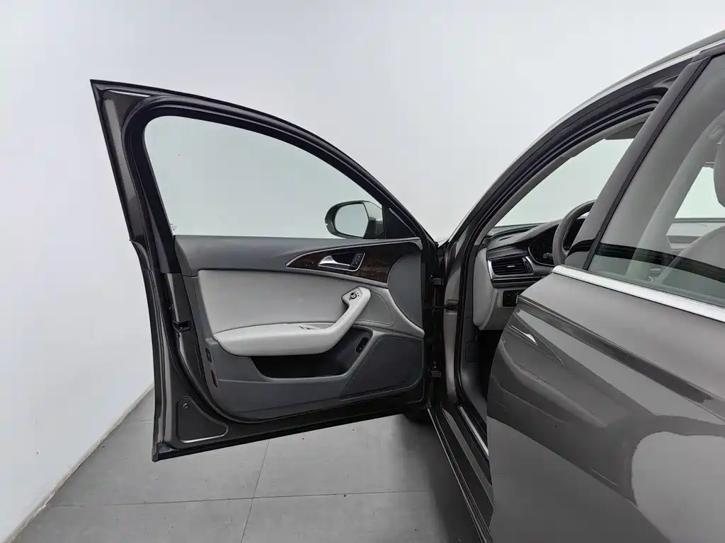 Audi A6L — миниатюра 8