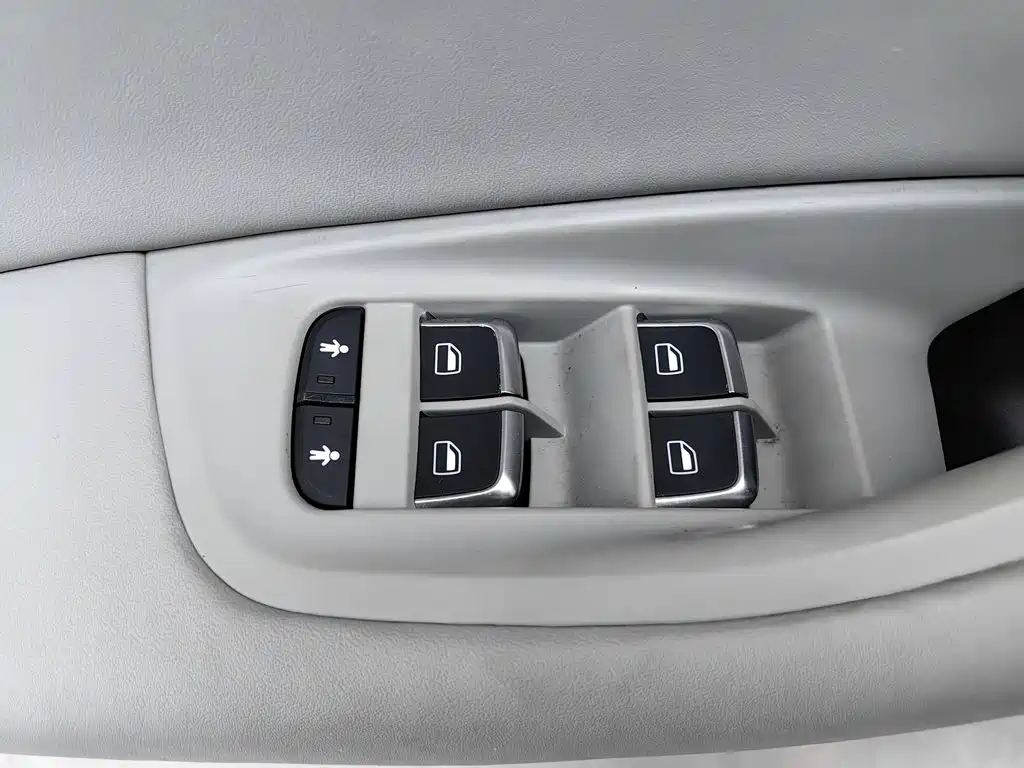 Audi A6L — миниатюра 9