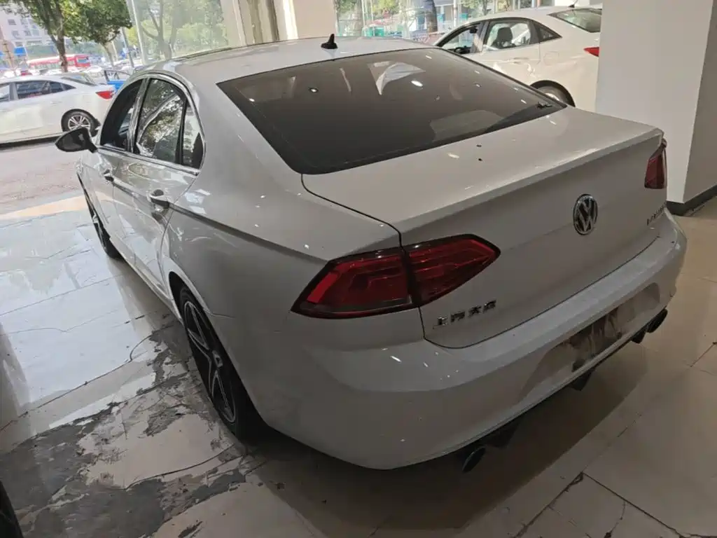 Volkswagen Lamando — миниатюра 5