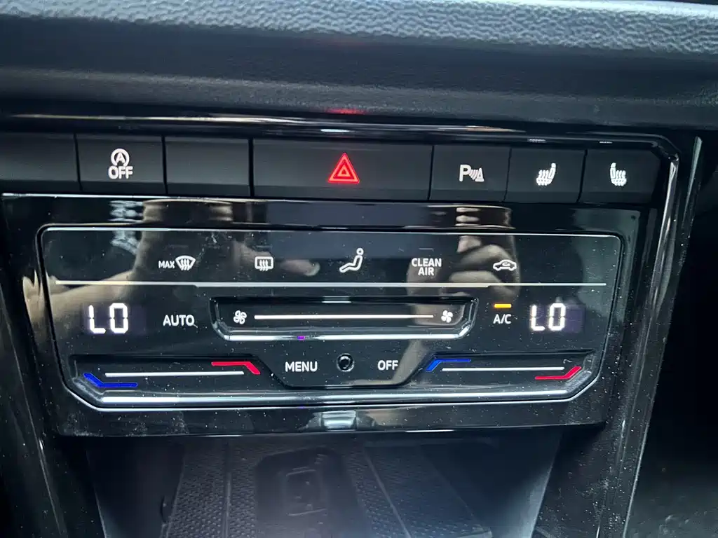 Volkswagen T-Roc 2021 280TSI DSG Luxury Smart Connect