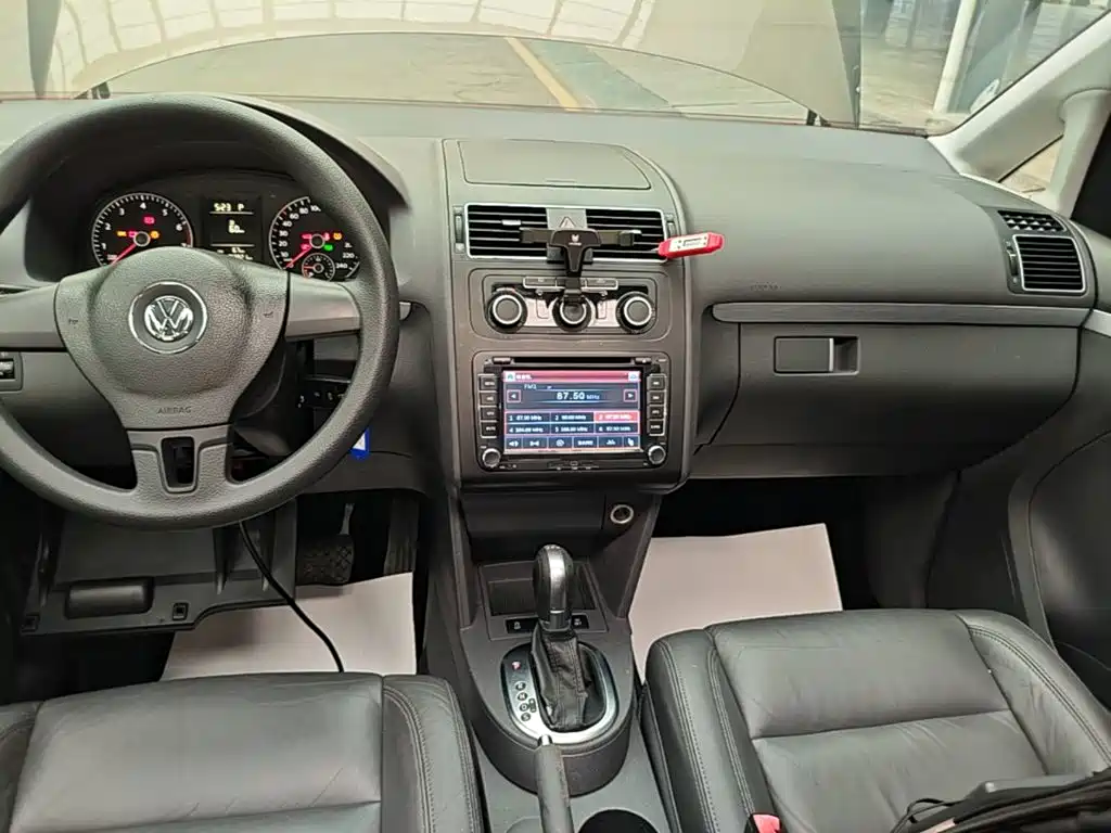Volkswagen Touran — миниатюра 13