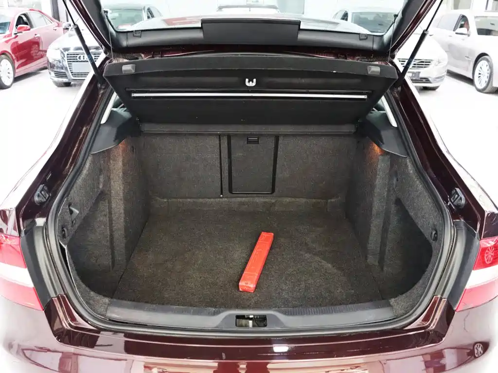 Skoda Superb — миниатюра 22