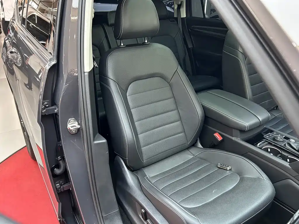 Volkswagen Teramont — миниатюра 35