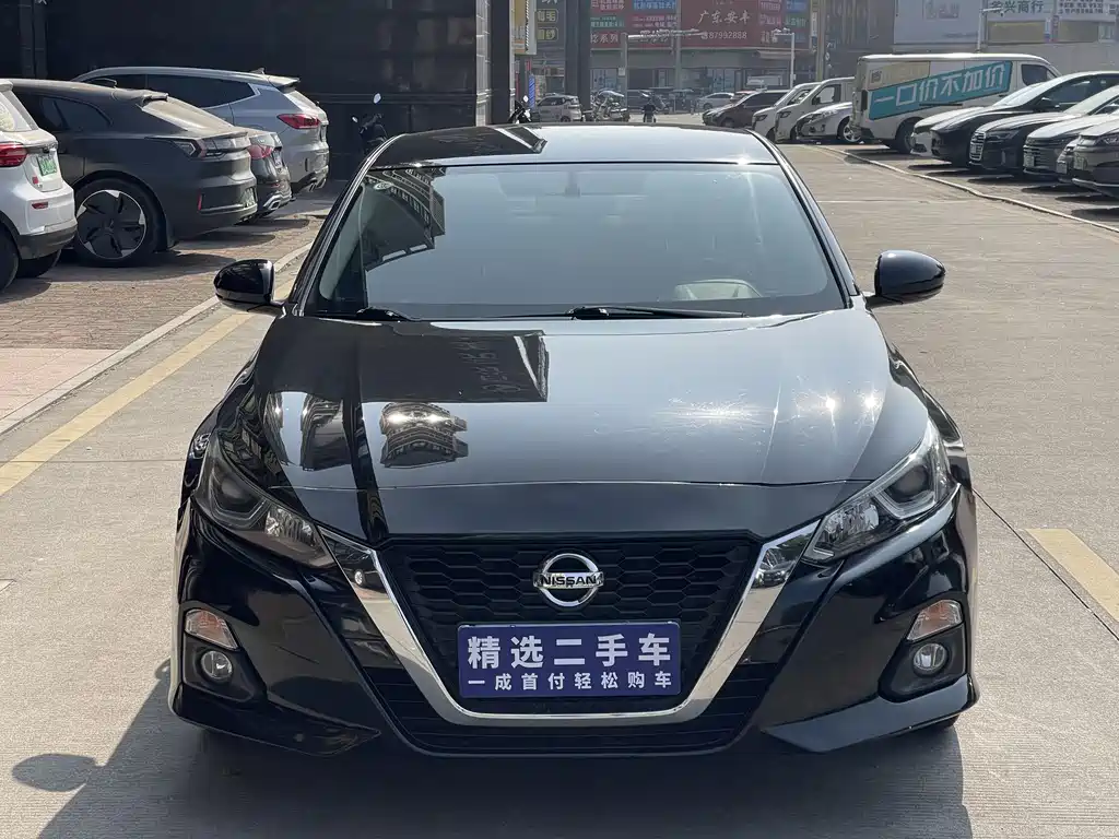 NISSAN TEANA