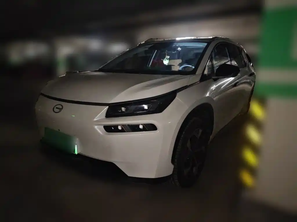GAC Aion V