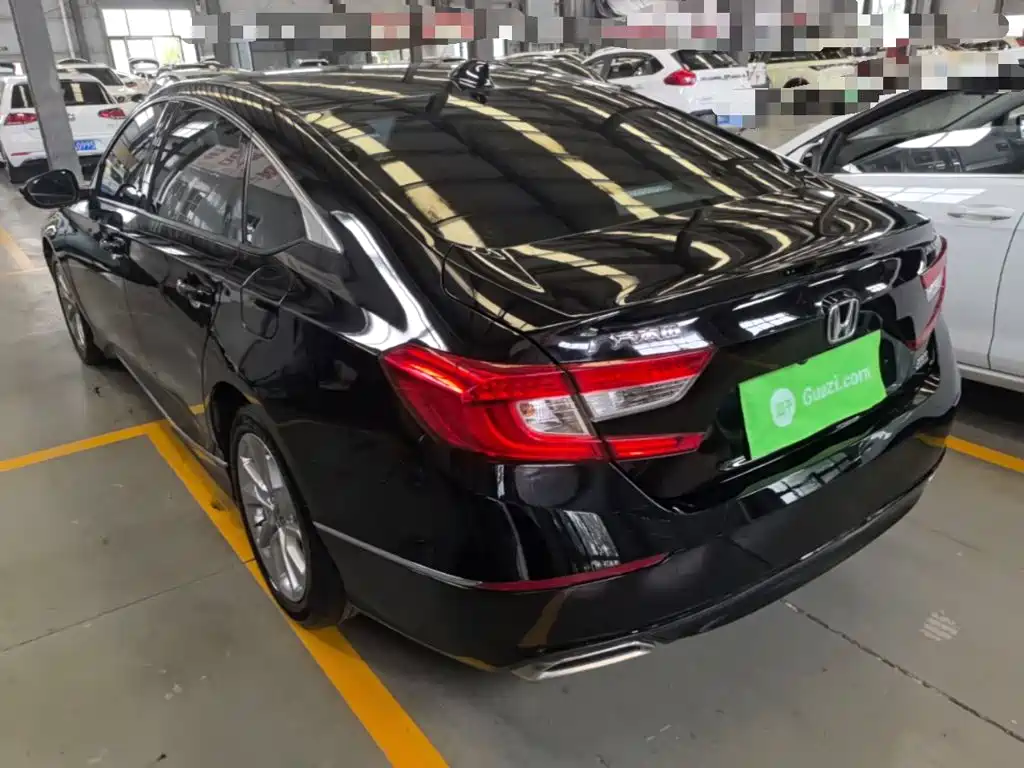 Honda Accord — миниатюра 5