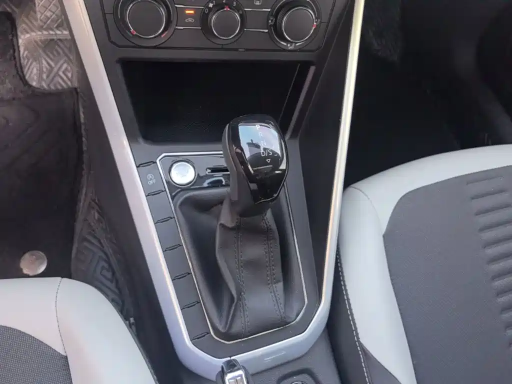 Volkswagen Polo — миниатюра 14