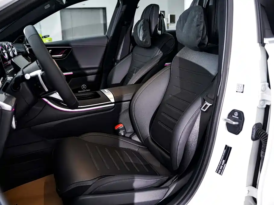 Mercedes-Benz C-Class — миниатюра 18