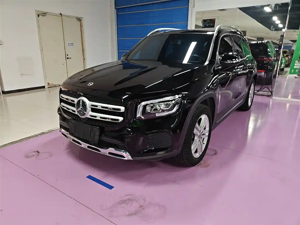 Mercedes-Benz GLB 2021